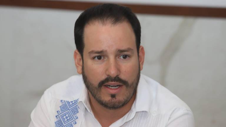Ricardo Velarde, Subsecretario de Promoción Turística en Sinaloa, invitó a los asistentes de la Canirac a invitarlos a conocer Mazatlán y al estado.