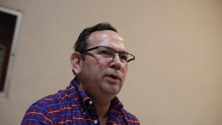 Del Rincón Jarero precisó que las ventas en Culiacán se desplomaron a la mitad, en Mazatlán cayeron un 25 por ciento, Guasave entre 18 y 20, y Los Mochis alrededor de 15 por ciento.