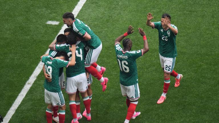 El Tri vuelve al verde.