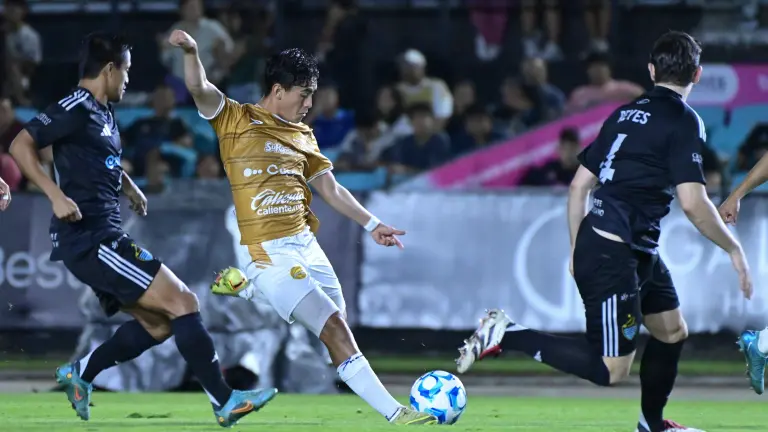 El Gran Pez por el triunfo ante Mineros.