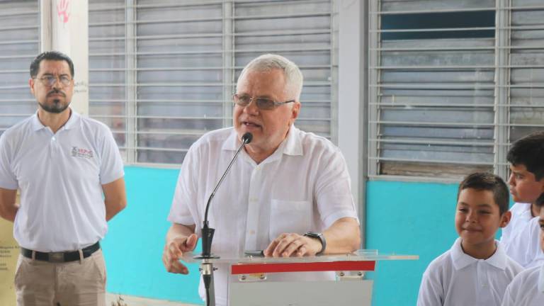 El Alcalde Víctor Manuel Díaz Simental mencionó que han solicitado que la seguridad en Escuinapa se refuerce.