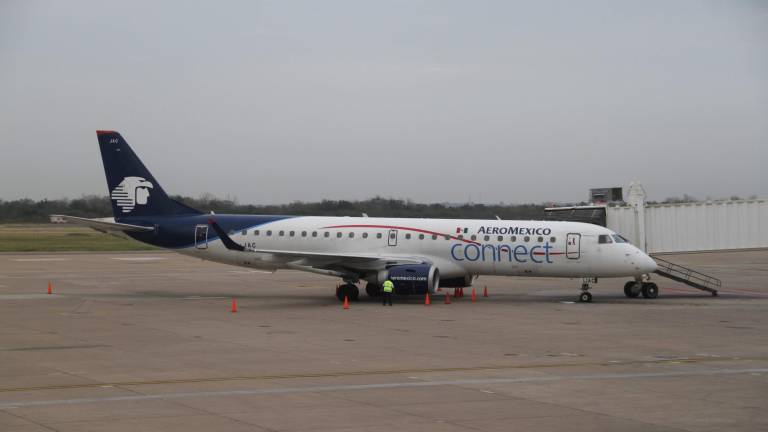 Profeco exhorta a Aeroméxico a eliminar “cargo abusivo” por seguro de viaje