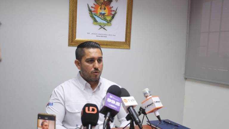 Manuel Iván Tostado Ramírez, Vicerrector de la UAS en la zona sur.