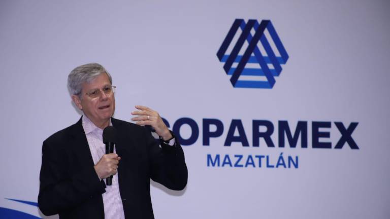 El líder empresarial mazatleco Fernando González Olivieri enumera las claves del éxito en los negocios.