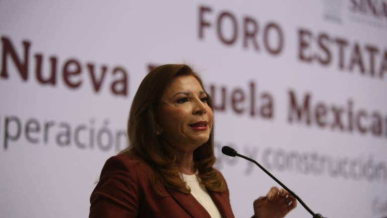 La Secretaria de Educación en Sinaloa, Gloria Himelda Félix Niebla, reiteró la disposición al diálogo ante manifestaciones de la CNTE.