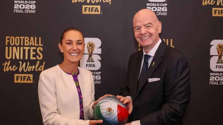 El presidente de la FIFA habló con Claudia Sheinbaum y reiteró el respaldo al país rumbo a la Copa del Mundo 2026.