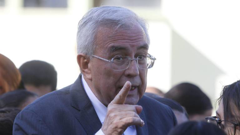 Rubén Rocha Moya, Gobernador de Sinaloa, habla sobre la presencia de militares en la entidad.