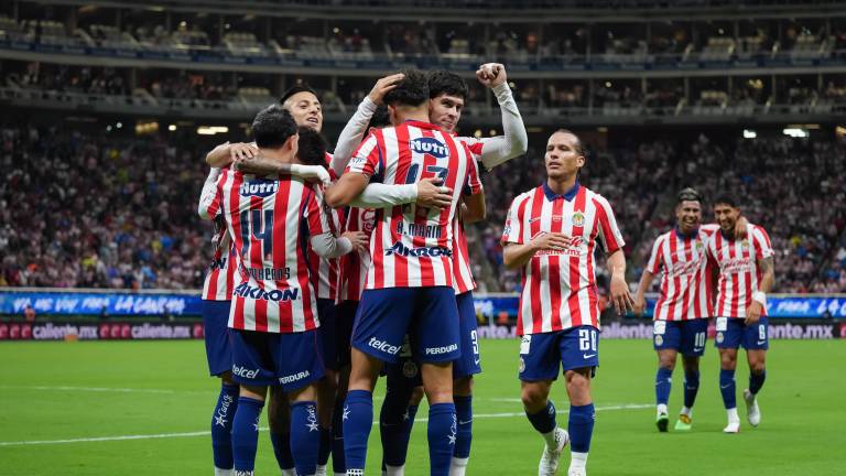 Chivas golea a Tijuana y se mete en los primeros puestos.