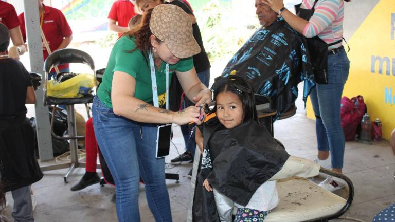 La pequeña Daniela pidió donar su cabello para niñas que “no lo tienen”.