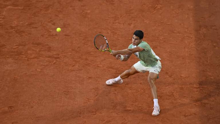 Carlos Alcaraz jugará contra Novak Djokovic en Semifinales de Roland Garros