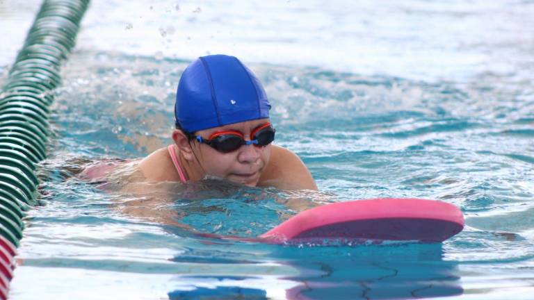 La natación se ha convertido en un estilo de vida para Joselin Guzmán Guillén.
