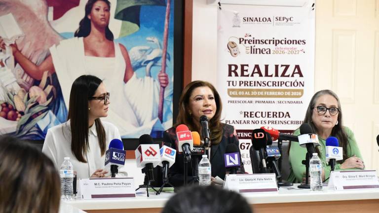 Conferencia de prensa de SEPyC para anunciar el inicio de las preinscripciones en línea.