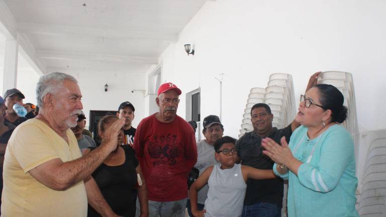 Reclaman trabajadores a Ayuntamiento de Escuinapa por pagos pendientes