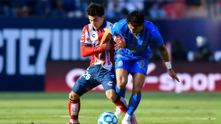 Chivas se impone 3-2 al San Luis.