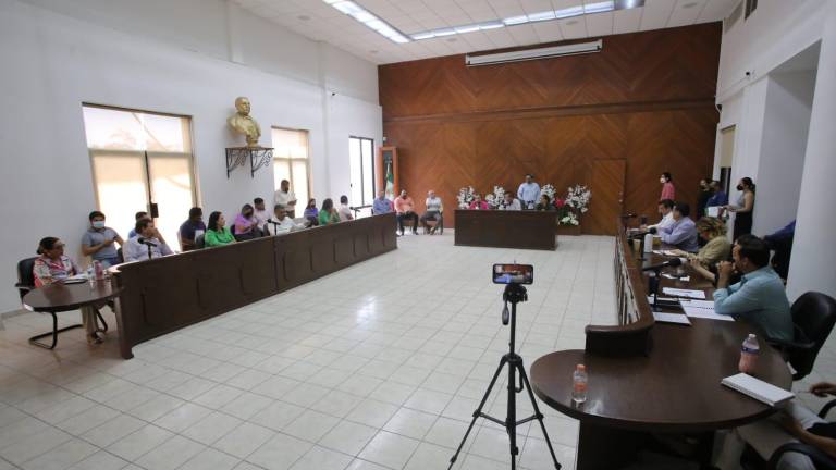 Regidores de Mazatlán piden reponer proceso en adquisición de luminarias