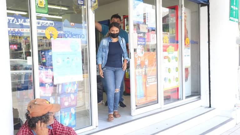 En Mazatlán otorgan 470 suspensiones definitivas a personas para no presentar certificado de vacunación