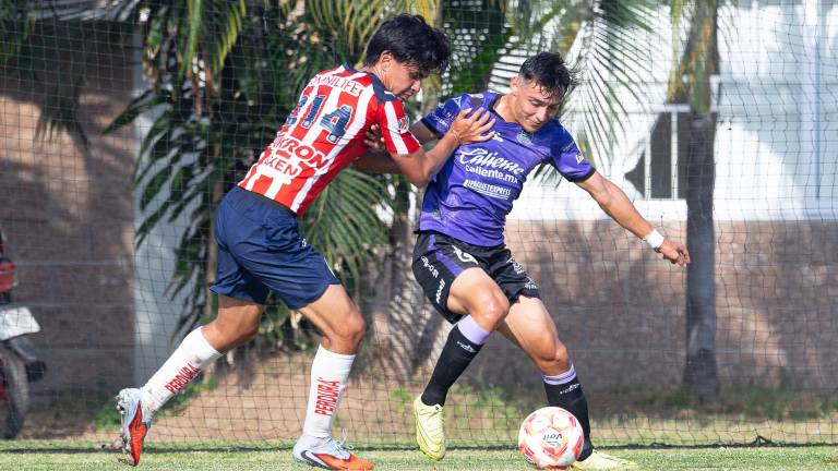 La Armería de Mazatlán FC vive contrastes ante Chivas.