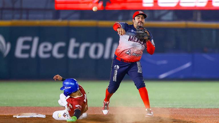 Los Charros de Jalisco no pudieron contener la ofensiva de los Águilas de Mexicali y cayeron 9–2 este miércoles en el Estadio Panamericano.