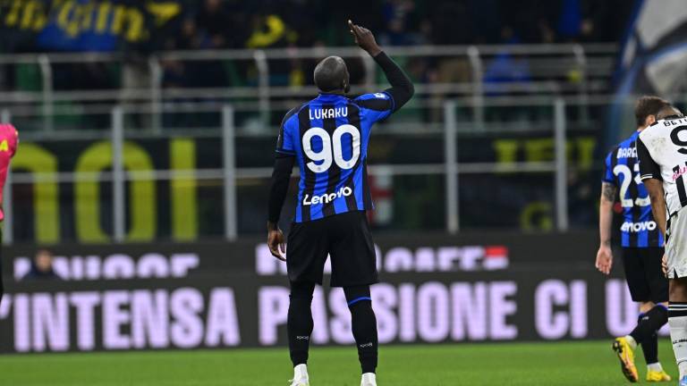 Romelu Lukaku abrió el marcador por el Inter.