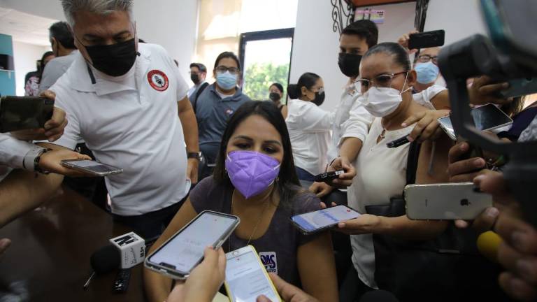 Regidora América Carrasco.