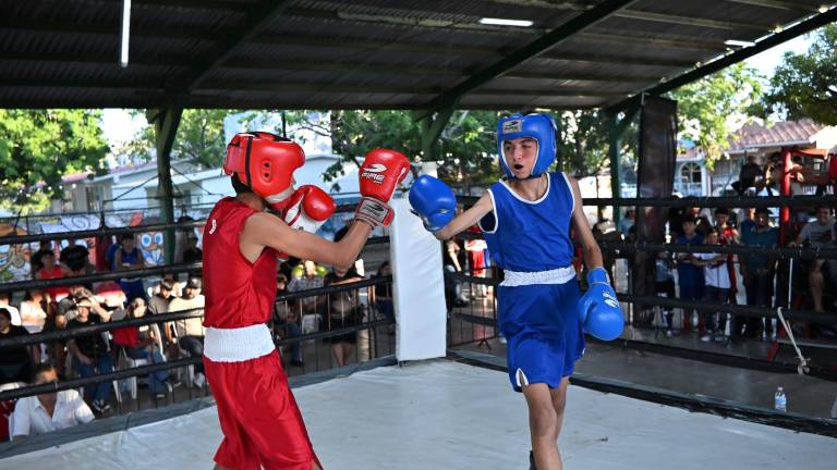 El evento en el Infonavit Playas busca foguear a talentos locales y alejarlos de malas influencias.