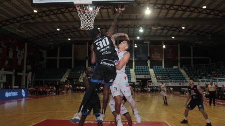 Venados Basketball deja escapar resultado ante Halcones de Ciudad Obregón