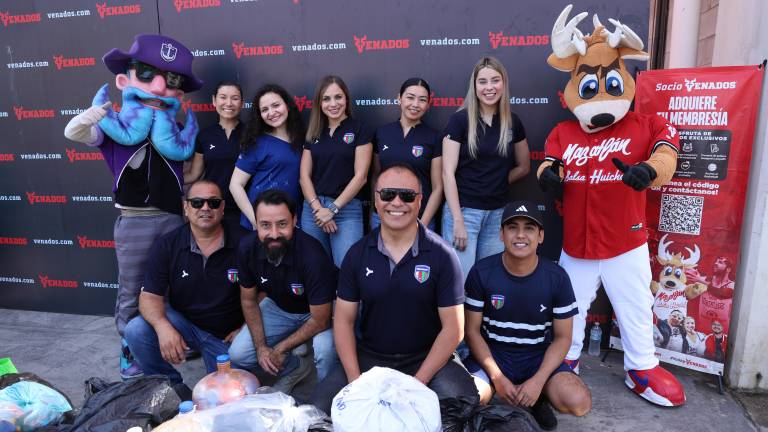 El equipo D’portenis aportó su ayuda.