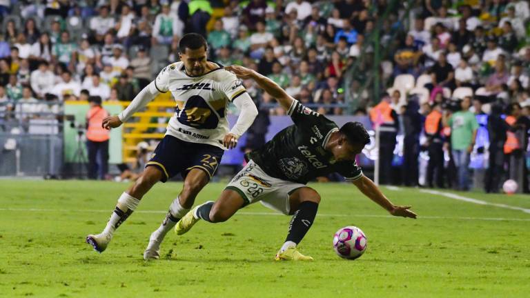 León y Pumas empatan con drama de penales en el Nou Camp.