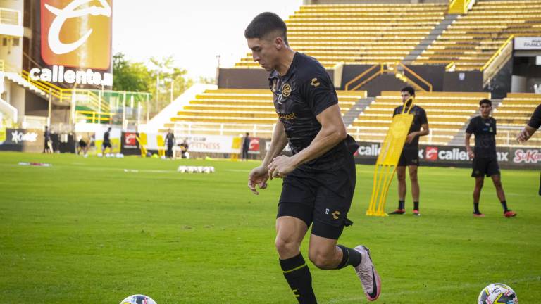 Dorados de Sinaloa podría jugar fuera de su estadio por cuestiones de seguridad, reportan.