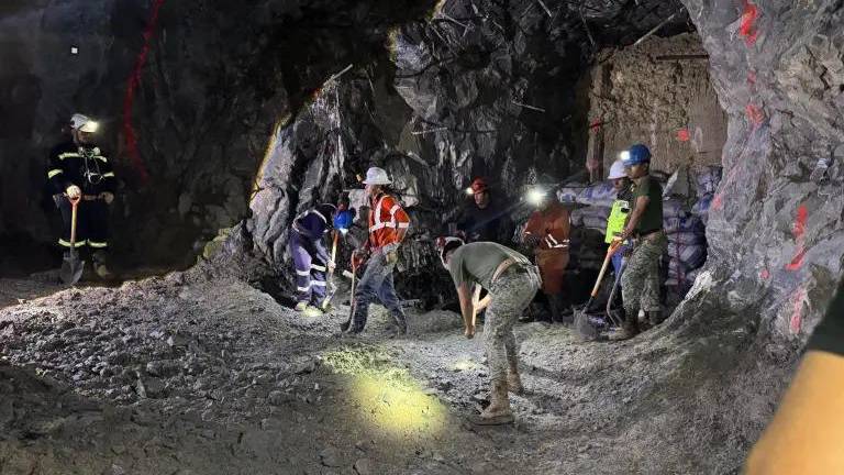 El reporte señala que entre enero y diciembre de 2025 el valor total de la producción de oro, plata, plomo, cobre, zinc e hierro alcanzó mil 227.9 millones de pesos.
