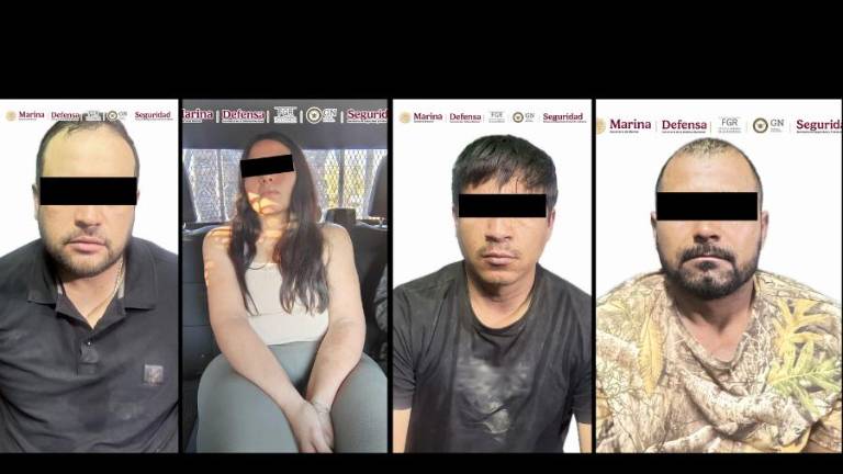Autoridades federales detuvieron a cuatro personas tras operativos realizados en Sinaloa.