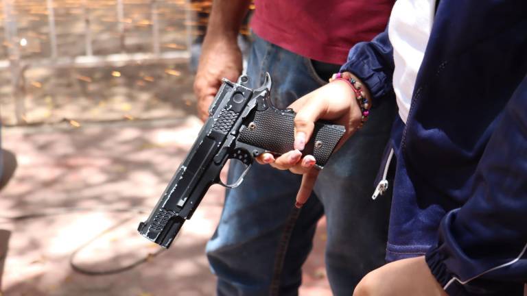 Armas de diversos calibres fueron entregadas por ciudadanos en la campaña estatal de canje.