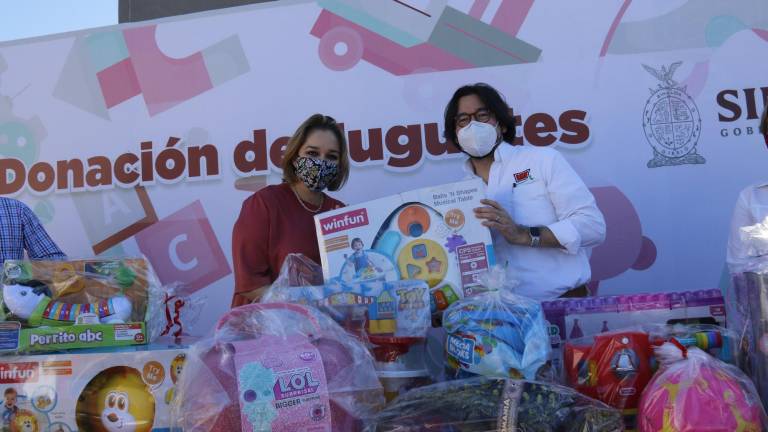 Casa Ley realiza donativo este Día de Reyes al DIF Sinaloa