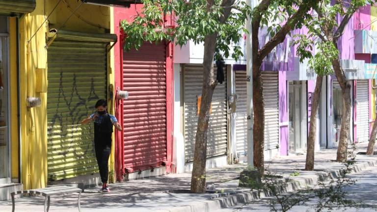 El líder de la ULCC precisó que en el municipio alrededor de 800 micro y pequeños comercios “bajaron cortinas”, de los cuales 500 se encontraban en el centro de la ciudad.