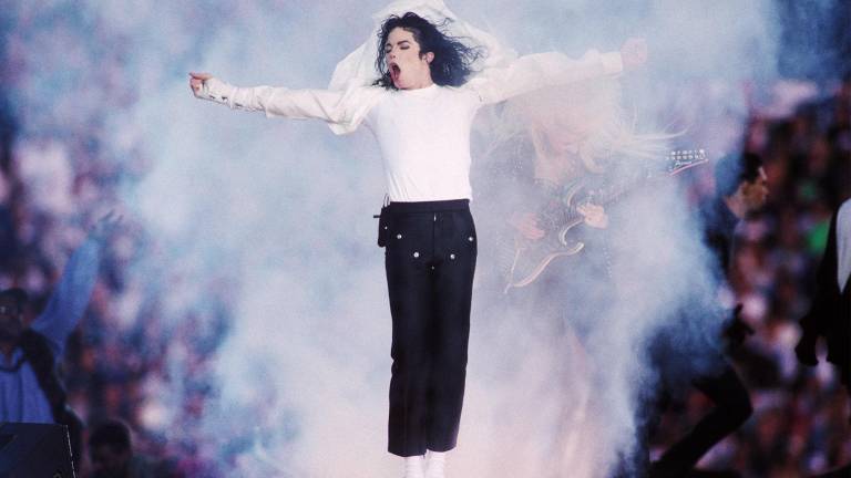 Michael Jackson encabeza la lista de los famosos que hasta hoy siguen generando millones de dólares.