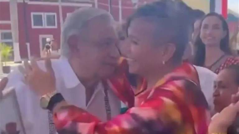 El pasado domingo, el Presidente Andrés Manuel López Obrador se encontró con la Diputada Salma Luévano en su visita a Motul, Yucatán.