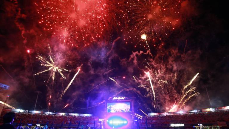 Con algarabía inicia la fiesta del beisbol en Mazatlán