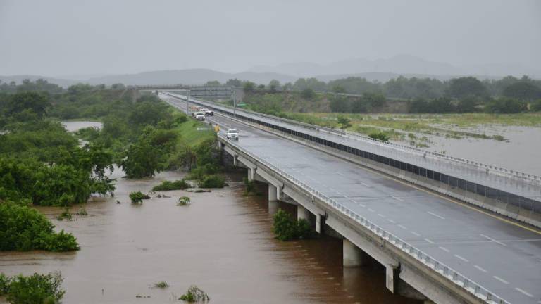 En Mazatlán hay al menos 16 mil 800 personas afectadas por el Huracán Nora