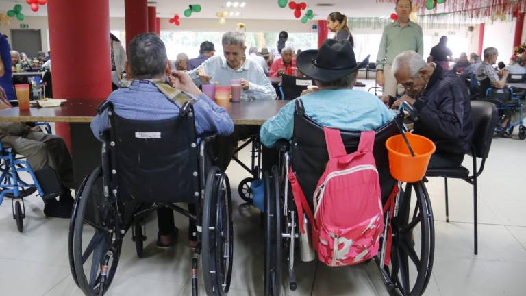 En el Centro Gerontológico Integral San José viven 82 adultos mayores que reciben diversas atenciones por parte del personal.