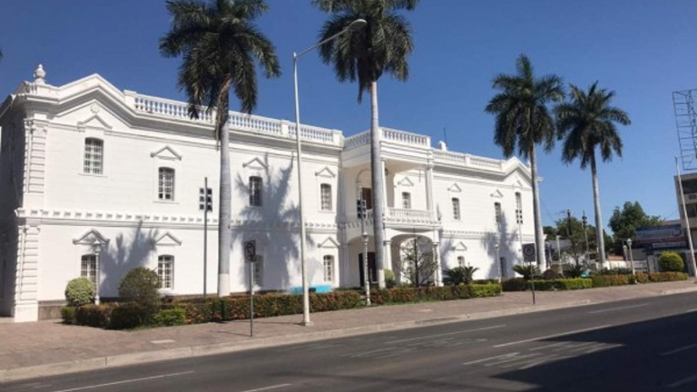 Aún no hay reemplazo para las funcionarias municipales.