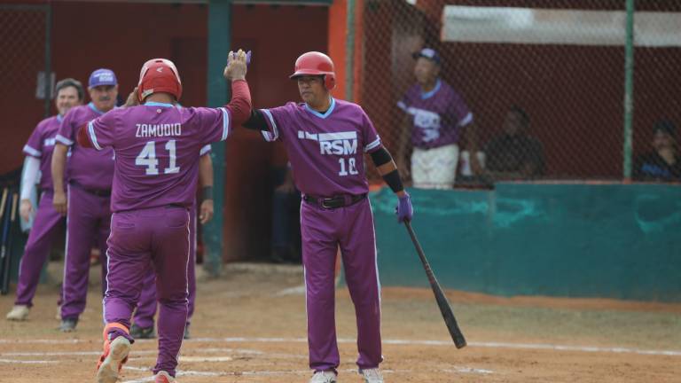 La jornada dejó emociones fuertes: un invicto roto y un partido inconcluso que promete tensión en su reanudación.