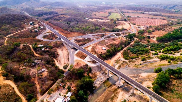 Gobierno de AMLO comprará a constructora de Slim concesión de carretera Mitla-Tehuantepec