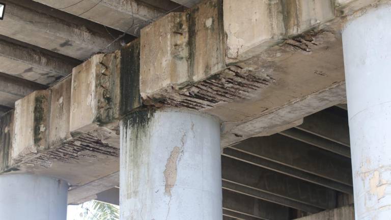 Anuncia Gobierno de Mazatlán que arreglará el puente de La Marina