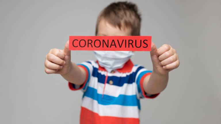 Niños y adolescentes no serán vacunados contra el Covid-19, al menos en el corto plazo