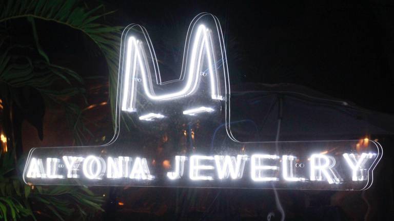 En Restaurante Cayenna se realizó la presentación de Alyona Jewelry.