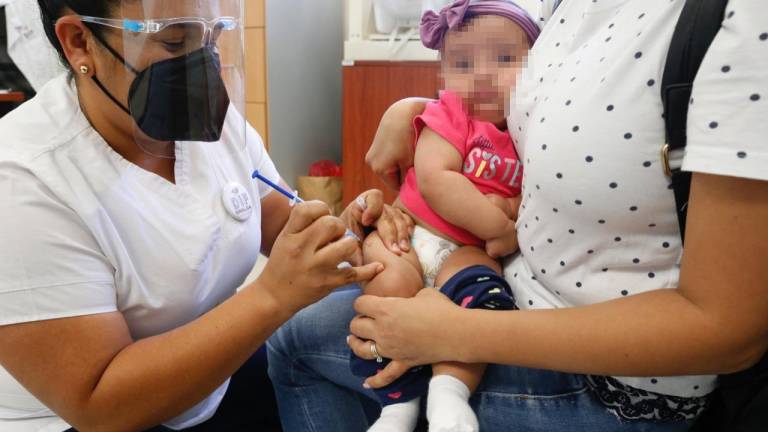 DIF Sinaloa se suma a jornada de vacunación contra el sarampión