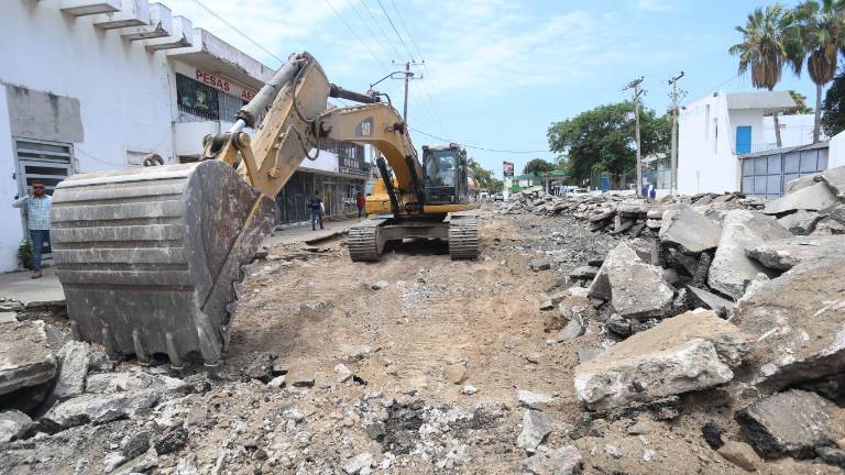 Los trabajos arrancaron al medio día de este viernes.