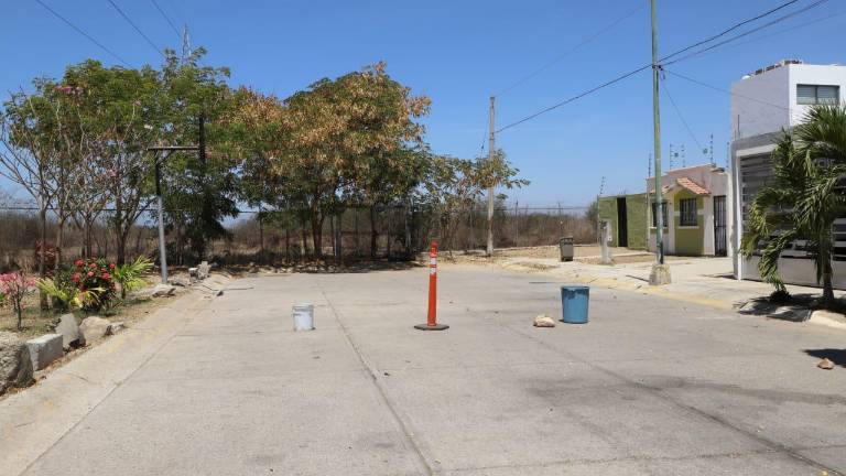 En este punto se corta la Avenida del Delfín.