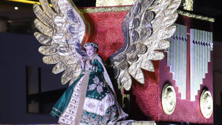 María Paula I recibe este lunes la corona como Reina Infantil del Carnaval de Mazatlán.