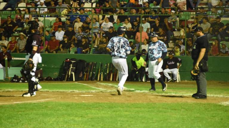 Algodoneros de Guasave cerró la Copa Gobernador con derrota ante Tomateros de Culiacán.
